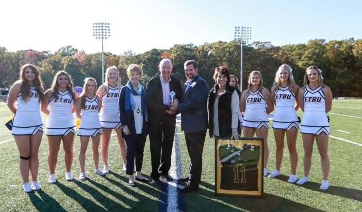 Bob and Gayle Riley join ETBU Founders Society